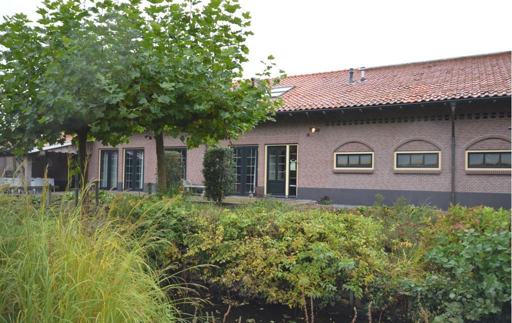 Wake Up Call Bed & Breakfast Westbroek Bagian luar foto